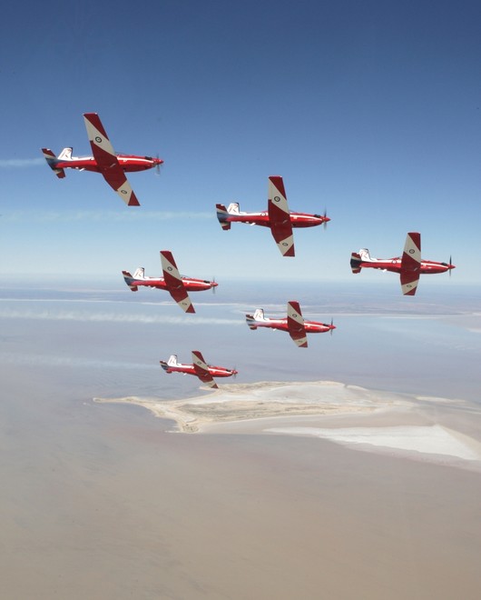 Performing daily, the RAAF Roulettes will demonstrate the pilot’s immense skills as they fly in formation © Stephen Milne